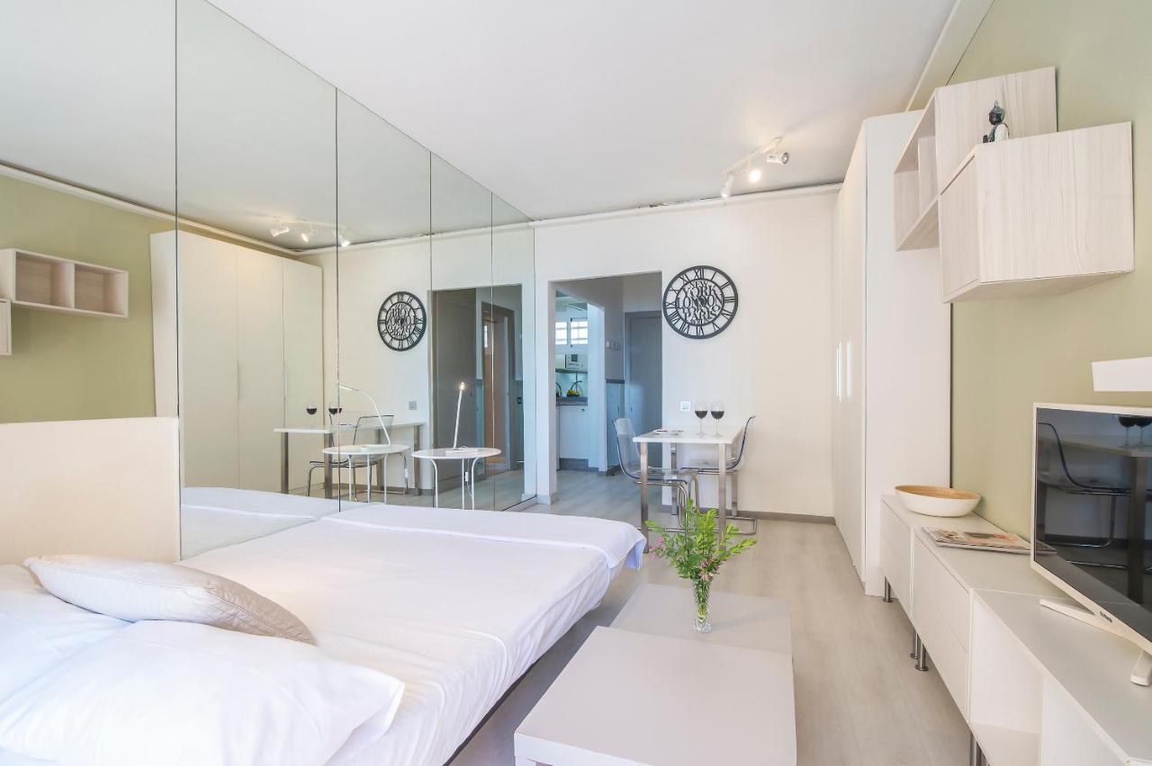 Cibeles...estudio En El Paseo Maritimo....wifi * Marbella