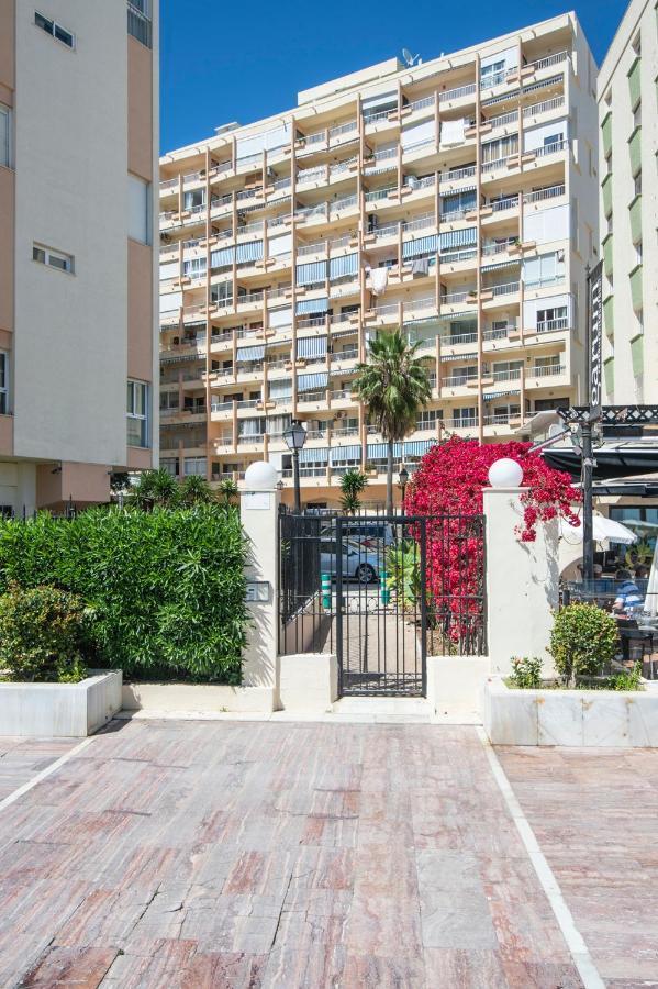 Cibeles...estudio En El Paseo Maritimo....wifi *